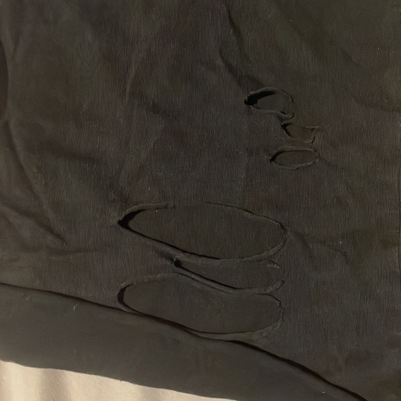 Weekend Warrior crop Top/ Sleepwear - Picture 3 of 5